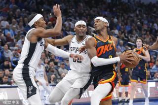 能够同时兼 能够同时兼